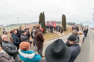Spominska slovesnost ob 72. letnici streljanja 40-tih talcev pri spomeniku v Šenčurju 1